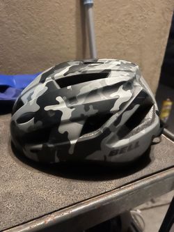 Bell Apex Adult Medium Large Mountain Bike Helmet black gray camo pattern