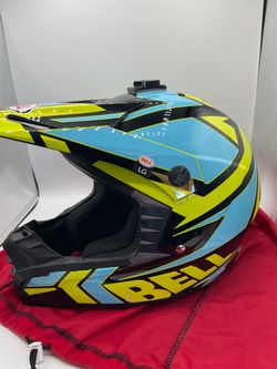 BELL HELMET-Large