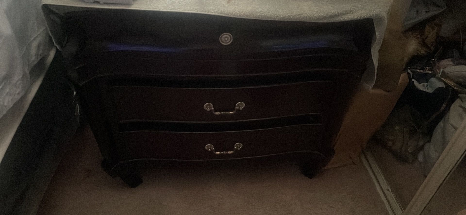 Dresser And End Tables