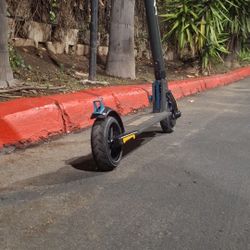 GoTrax G2 Electric Scooter