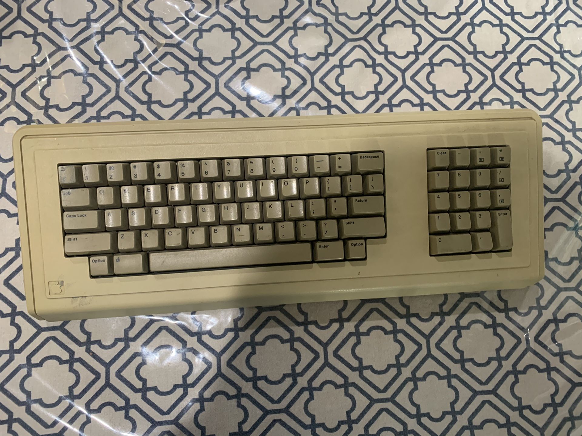 Macintosh Lisa Keyboard (Untested) Cord was cut