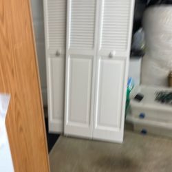 Closet bifold doors