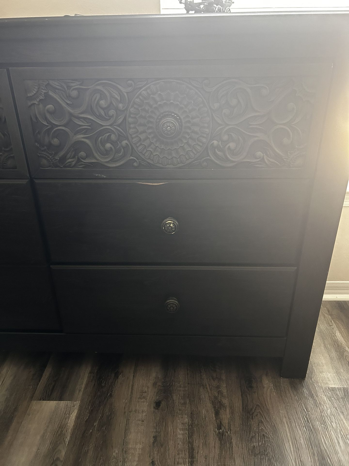 Paxberry Ashley Furniture 6 Drawer Dresser