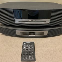 Bose Wave Music System Ill W/ 3 Disc Multi CD Changer AM/FM Radio