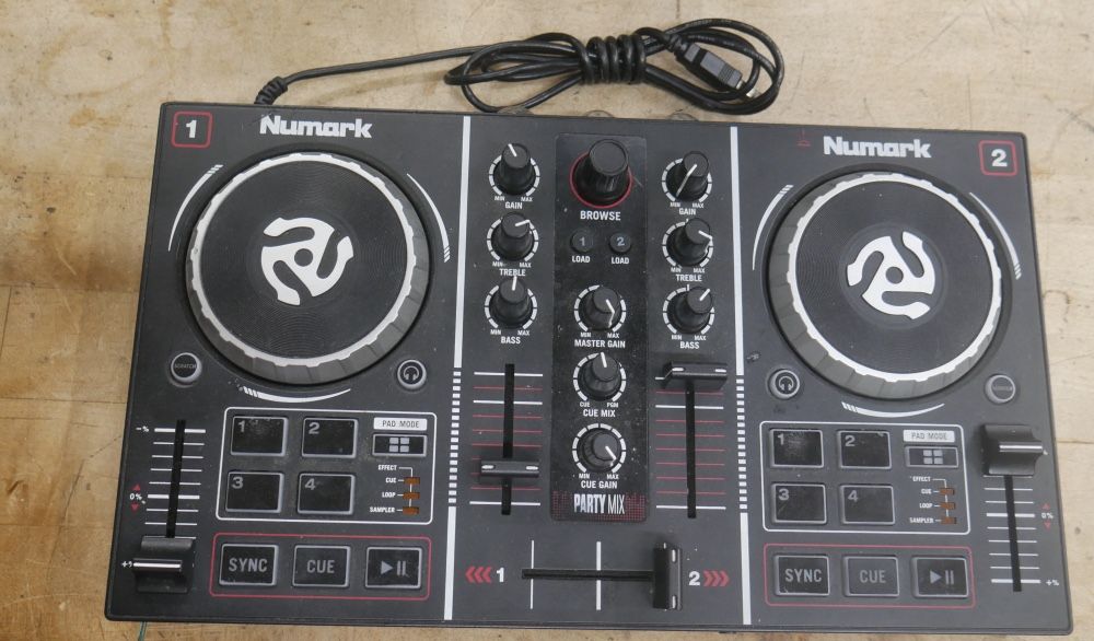 Numark Mixer board party mix  pre owned tested 888369-1