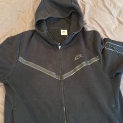 Nike tech jacket 