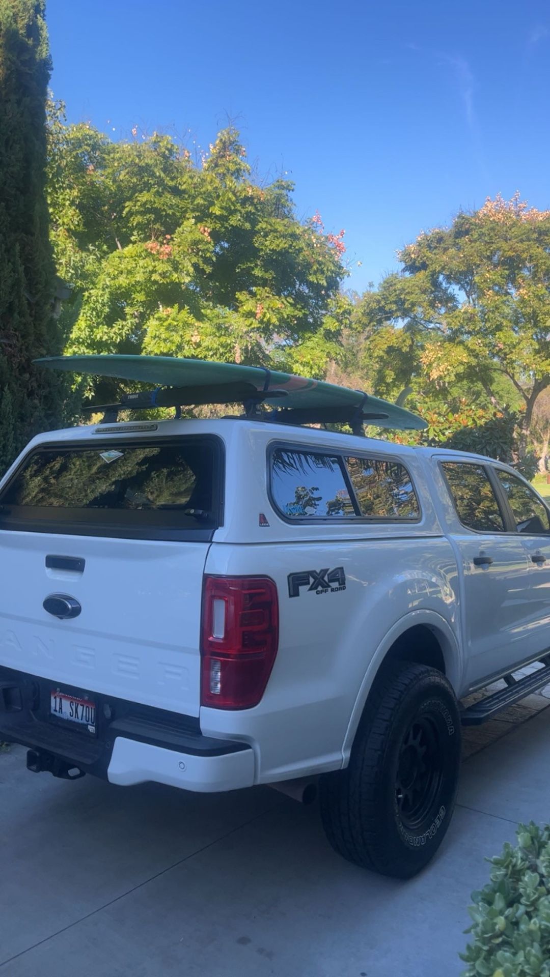 2021 Ford Ranger Camper Shell Leer 100r