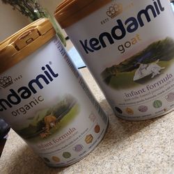 Kendamil Organic & Goat infant formula