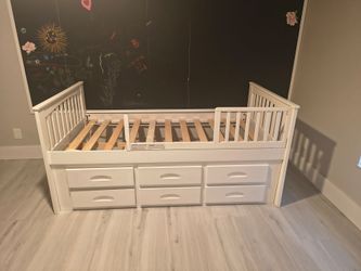 Twin bed