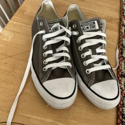Men’s Grey Low Converse Size 8.5