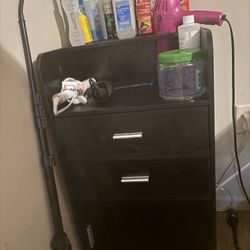Black Beauty Supply Drawer Station