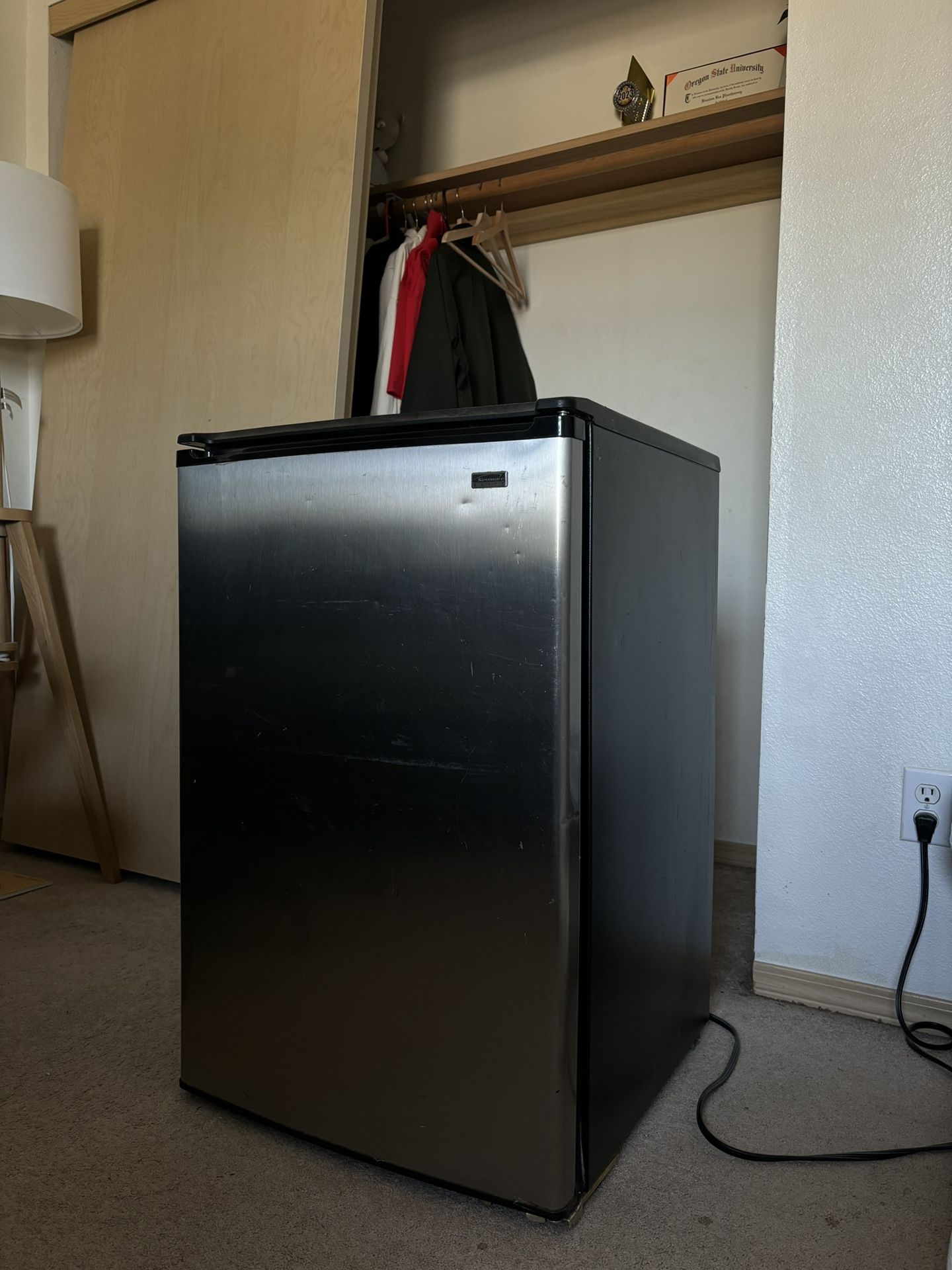 KENMORE ELITE COMPACT FRIDGE