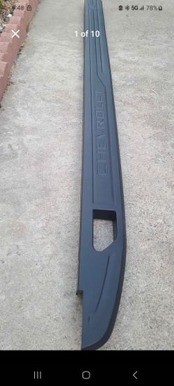 Silverado 2019-25 Bedside Molding RH Passenger
