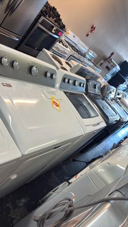 Nice  Maitag  washer and gas dryer set