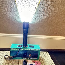 Rechargeable Flashlight 