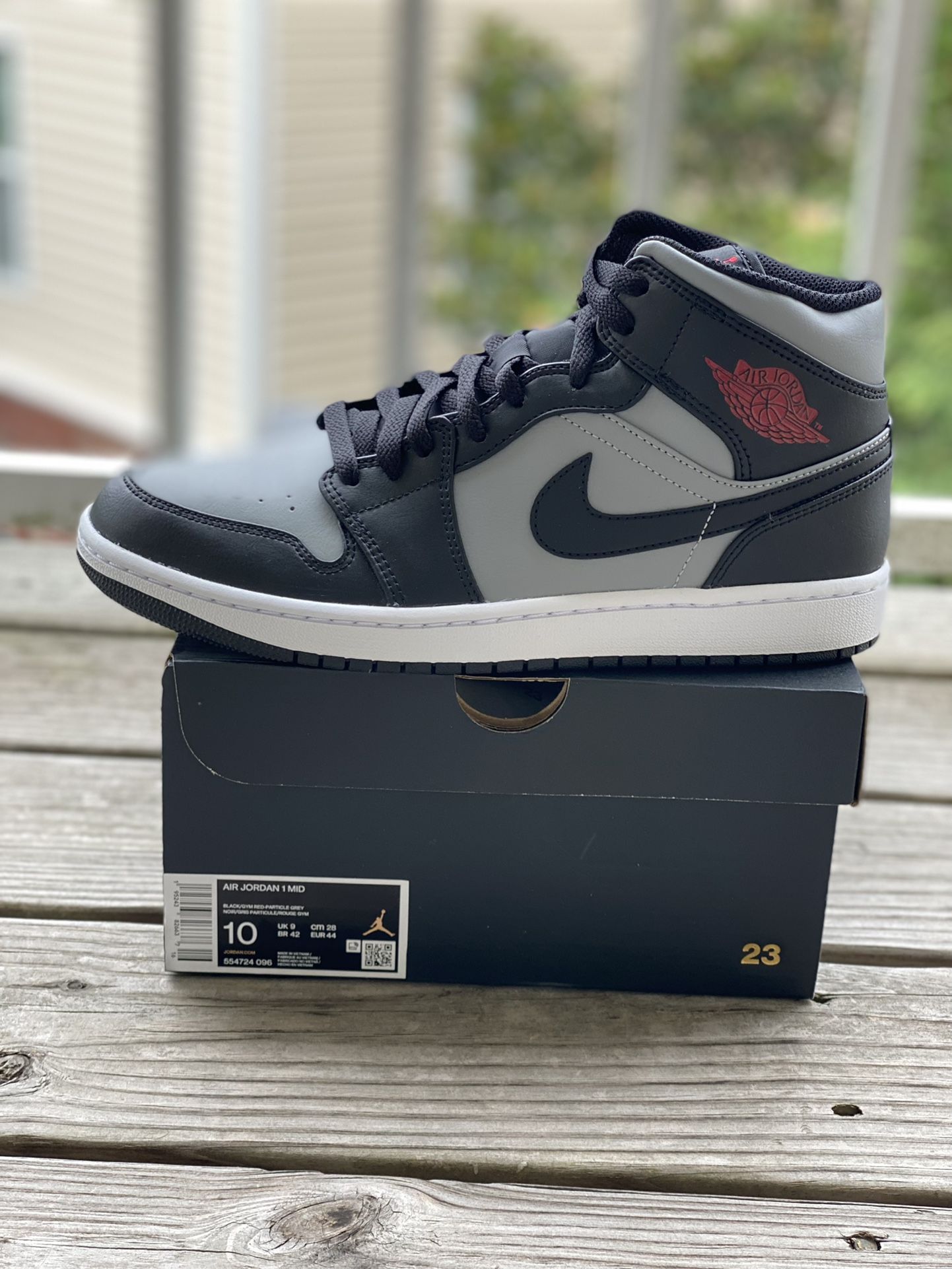 BRAND NEW JORDAN MID “SHADOW RED” FOR SALE!!! MEN SIZE 10 $165