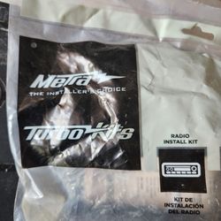 Metra Double Din Stereo Kit