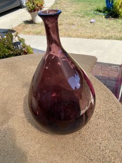 Glass vase