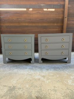 Safavieh Dion 3-Drawer Chests – Matching Pair – Gray & Gold