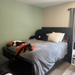 Queen Bed Frame 