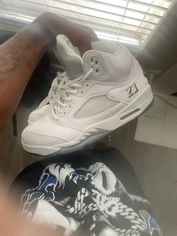 9.5 Jordan 5 Metallic White