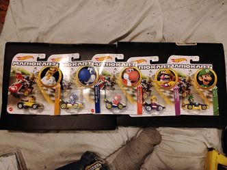 (NEW) Mattel Hot Wheels Mario 1:64 Die-Cast Bundle Lot (Unopened)