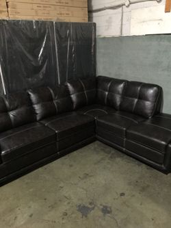 Brand new sectional $750