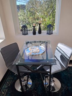 Dining set