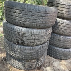 (4) 235/55/19 Continental Cross Contact Tires GOMAS LLANTAS SUV 19s 19in