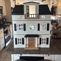 Hearth and Hand Playhouse 