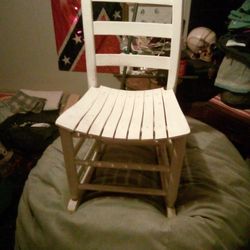 Rocking chair 