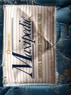 Full size mattress