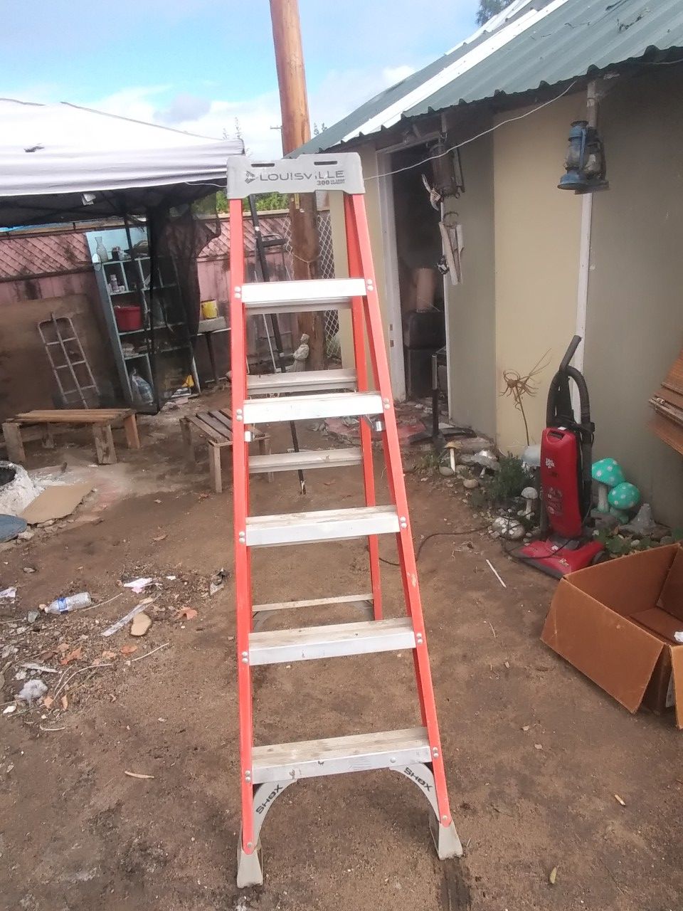 Louisville 6' A frame ladder