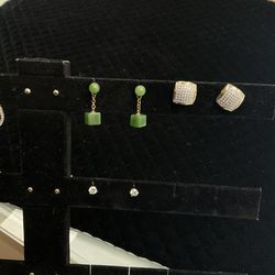 14K Gold & Jade Cube Dangle Earrings – Minimalist Elegant Drop Earrings