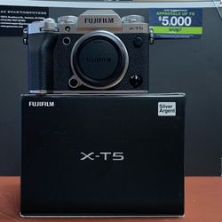 FujiFilm X-T5 Silver 