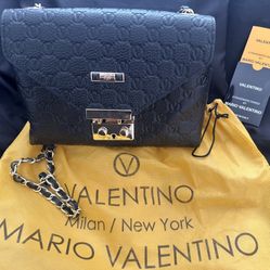 Valentino Isabella Dollaro Monogram in Black