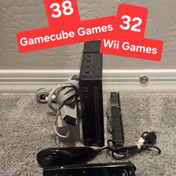Nintendo Wii With GameCube Games 