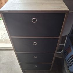 2 Drawers