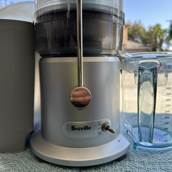 Breville Juicer 