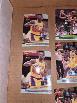 Selling a vintage 1990s sports card collection bundle.