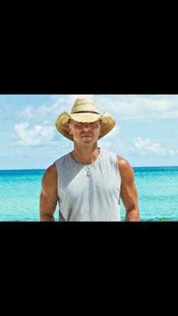 Kenny Chesney united club tickets at soldier Field