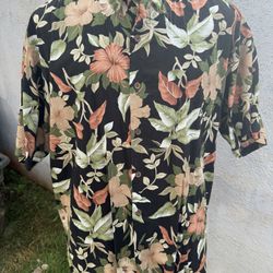 PreOwned Tori Richard Multicolored Hawaiian Print Full Button Men's XL