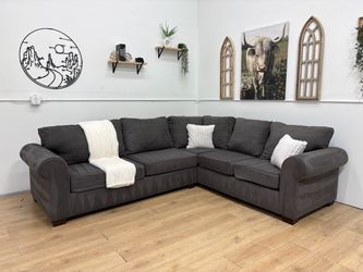Living Spaces Sectional Couch Free Delivery