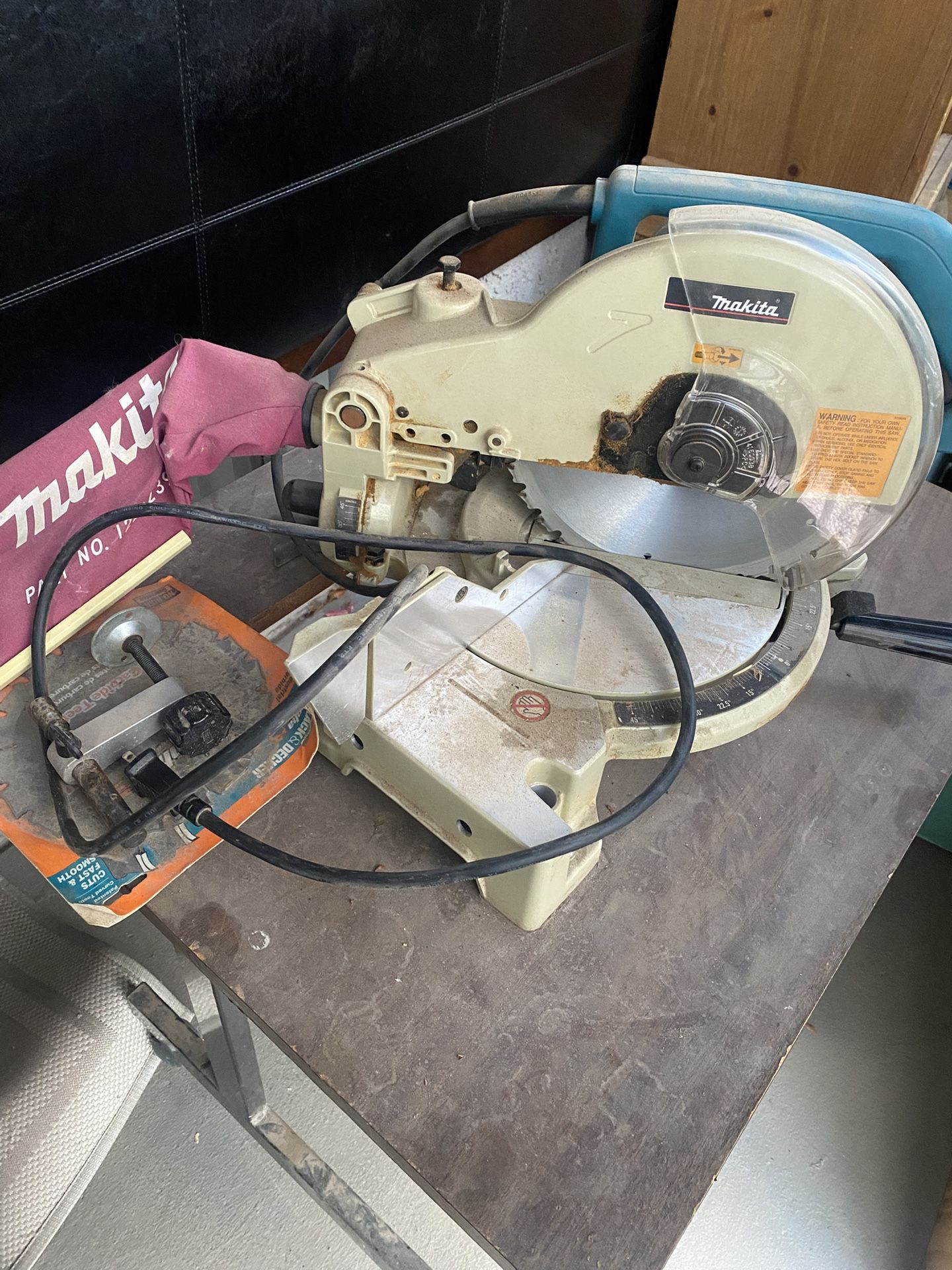 Makita Wood saw 
