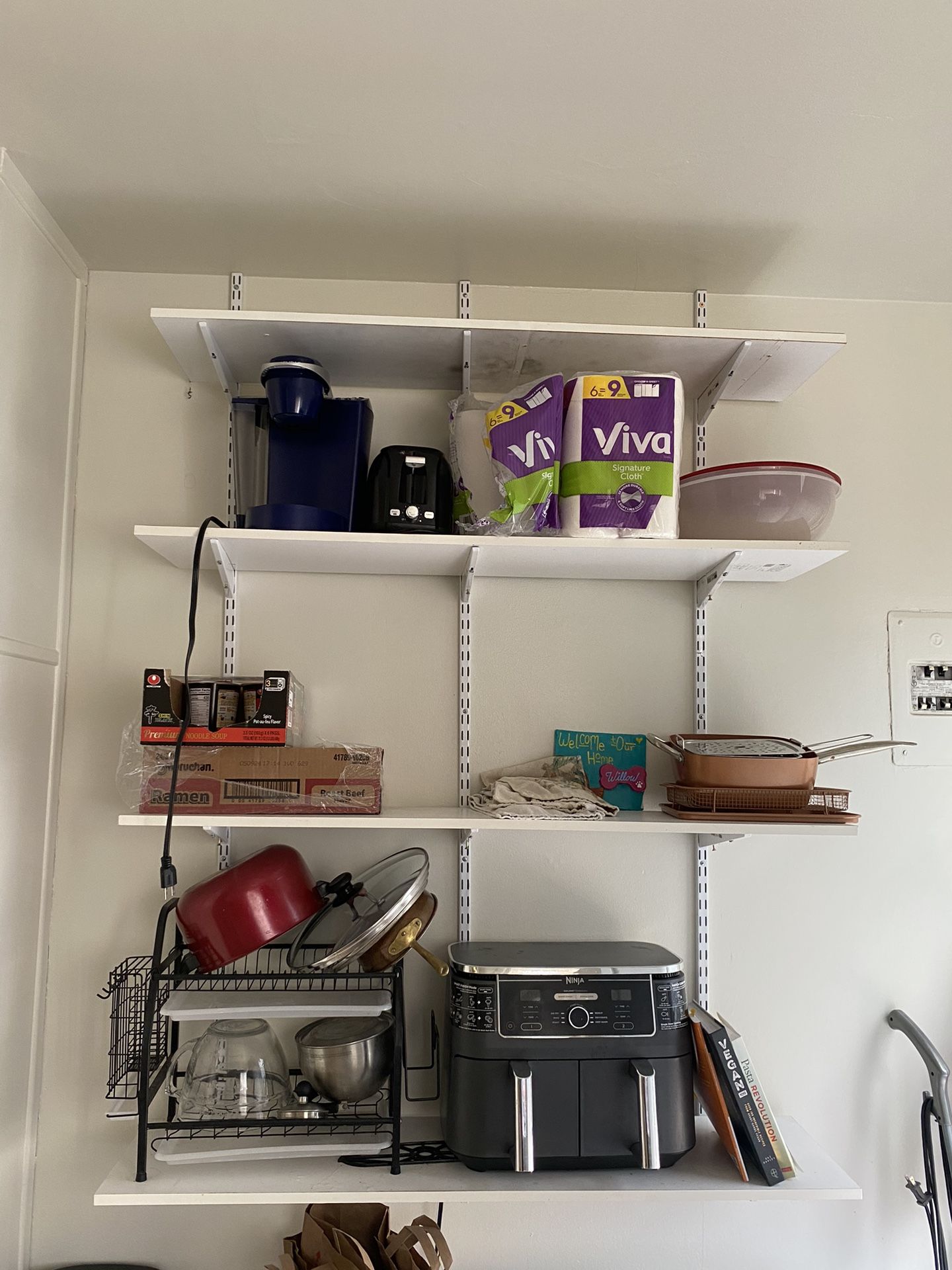 White Shelves