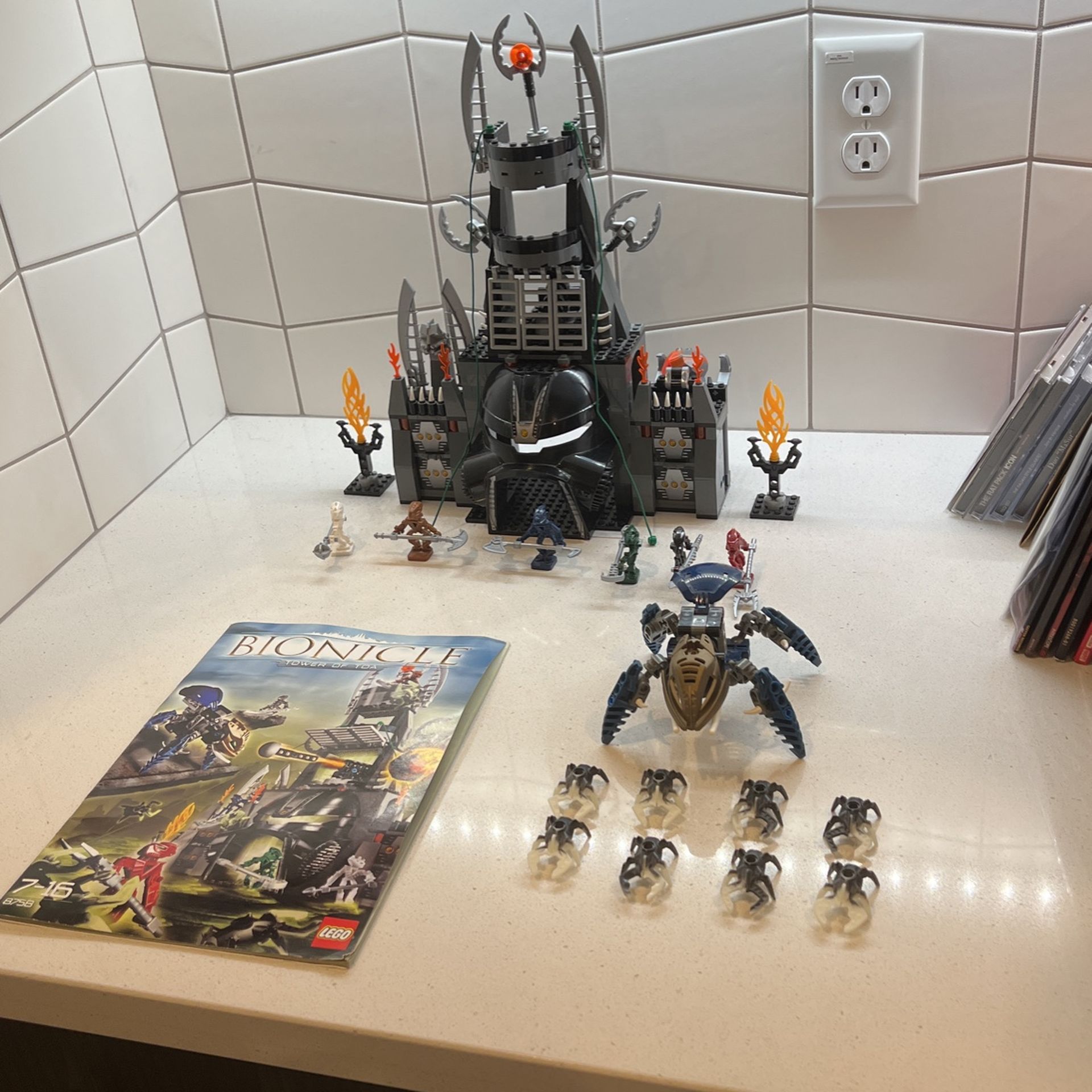 Lego Bionicle 8758 Tower Of Toa