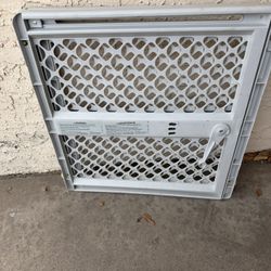 Child Safe Guard Gate