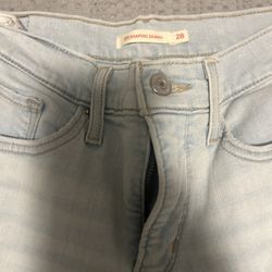 Levi’s Jeans Size 28 Like New 