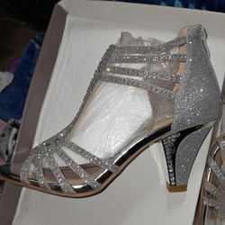 Silver Woman's Heels New