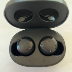 Earbuds